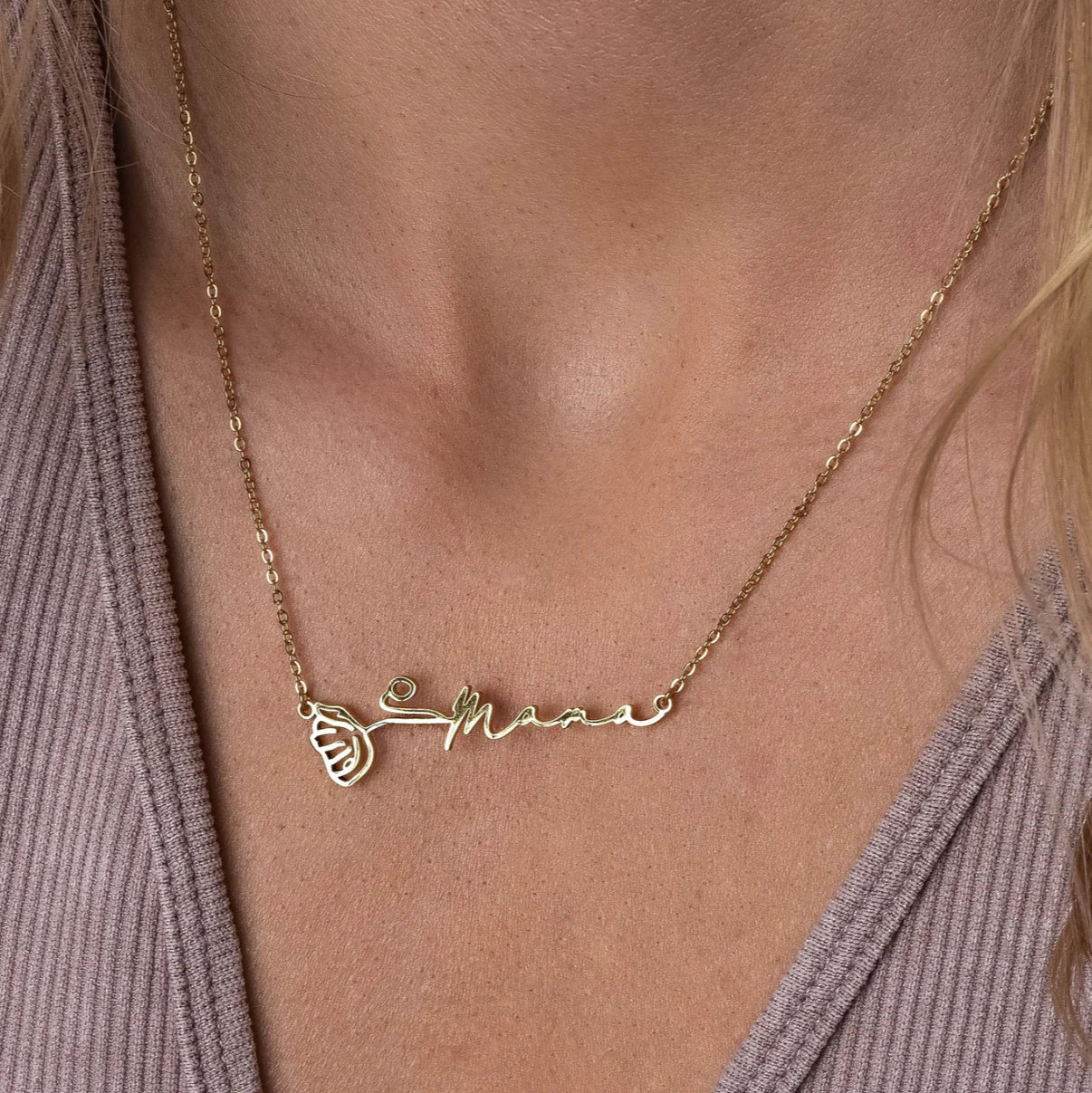 Collar personalizado con nombre y flor natalicia