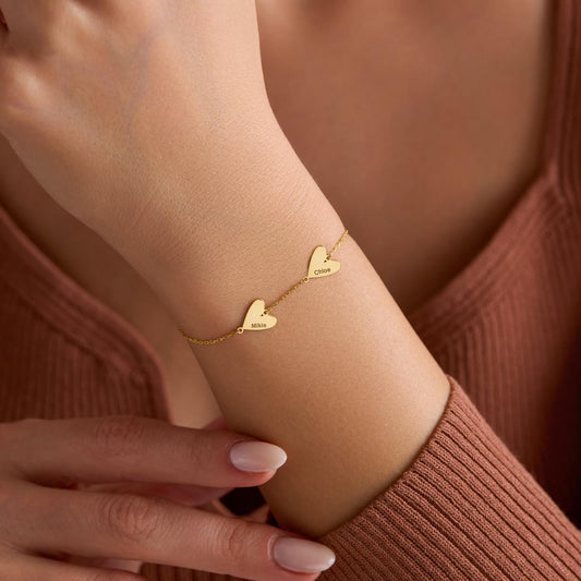 Pulsera personalizada con corazón grabado