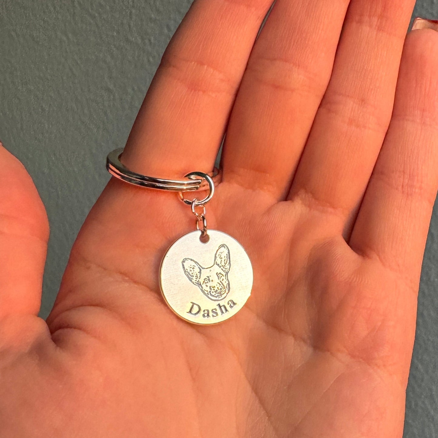 Llavero personalizado con grabado de mascota