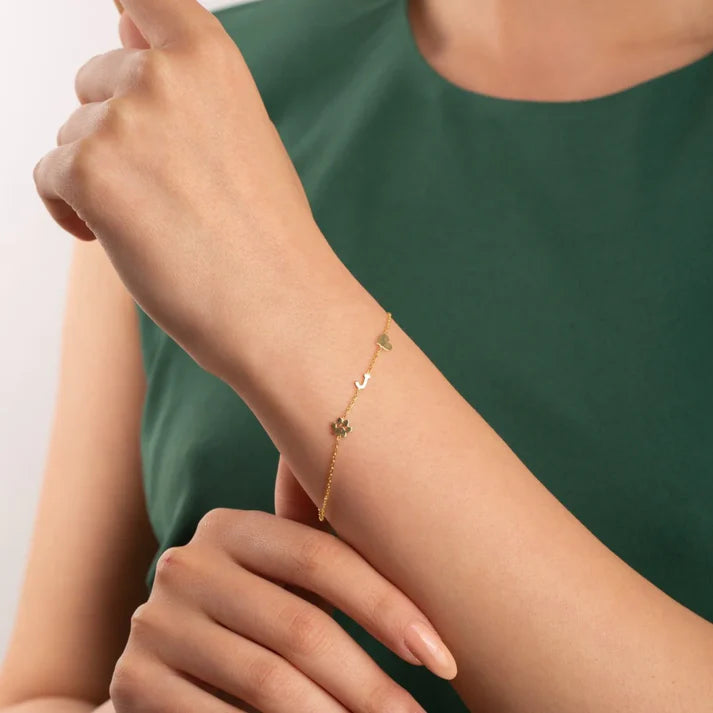 Pulsera con iniciales personalizadas en horizontal